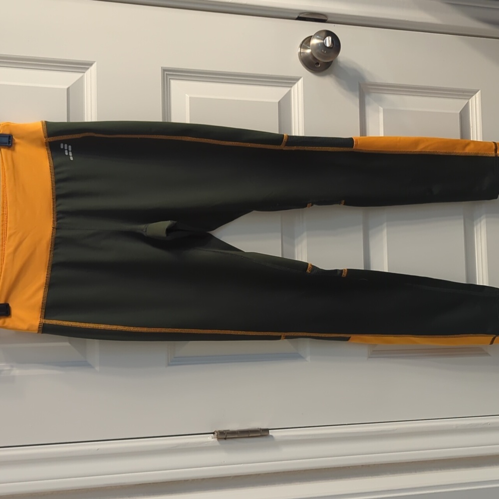 Green and yellow leggings